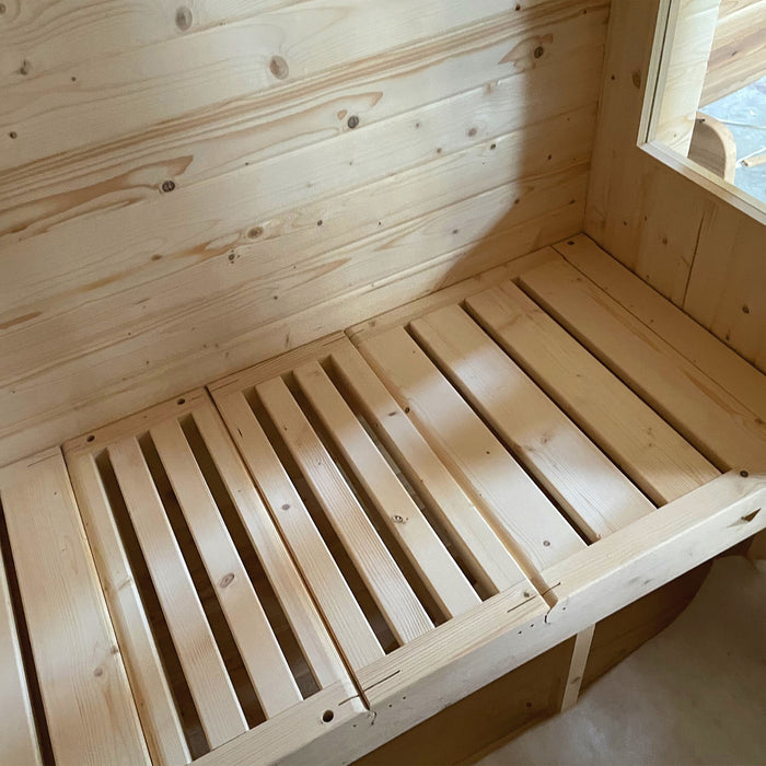 ALEKO Outdoor Traditional Cube Sauna for 4 Person from Rustic Cedar 4.5 kW UL